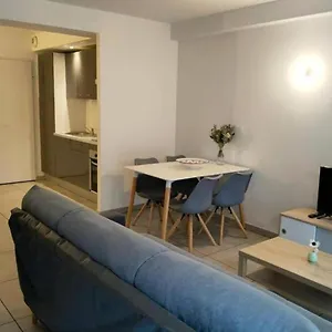 https://203-duplex-jeanne-darc.midi-pyreneeshotels.com