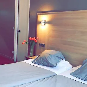 Отель Bristol Republique, Париж