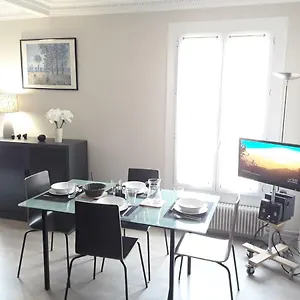 Apartamento With Car Park - Charonne Neighborhood, París