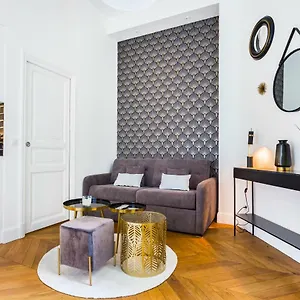 Apartamento Cmg Trocadéro / Doumer, París