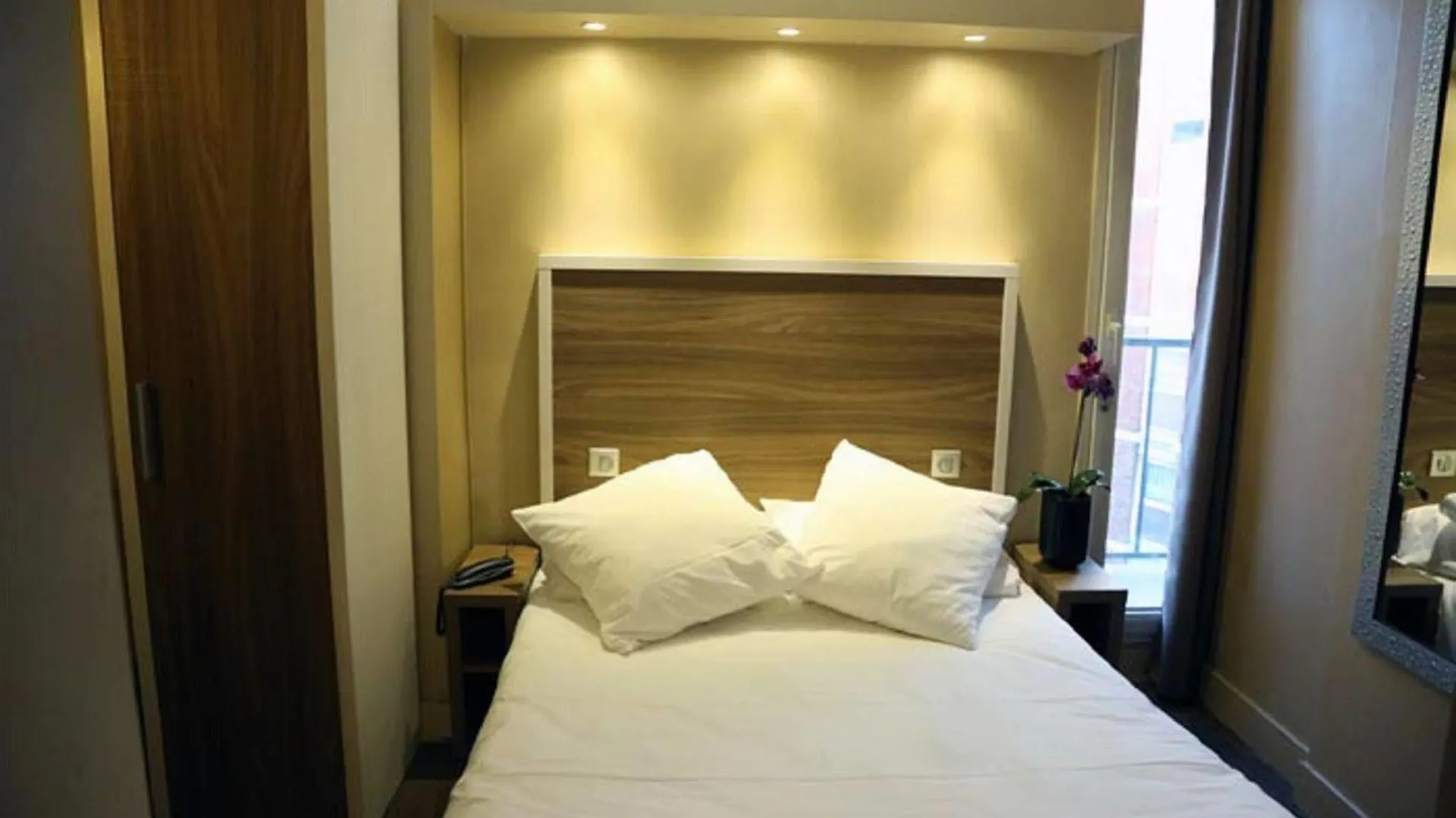 Grand Hotel Nouvel Opera Paris 3*,